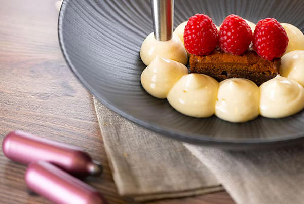 iSi White Chocolate Mousse